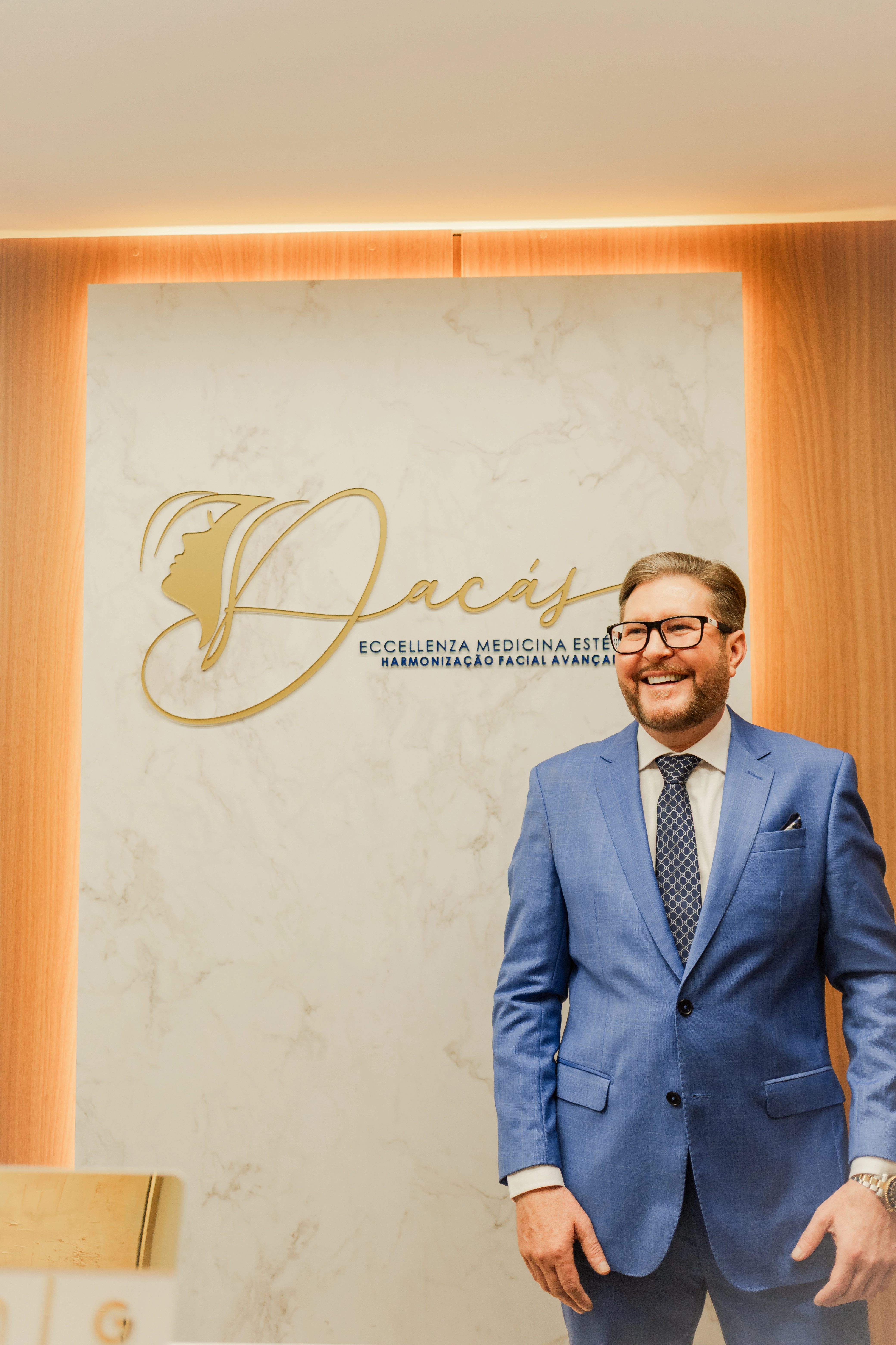 Dr. Jair Dacas — Instituto Dacas Eccellenza